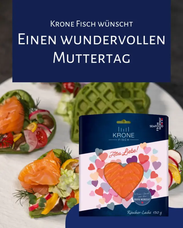 Wir wünschen allen Mamas einen wundervollen Muttertag! 🌸💖

Unser Krone Fisch Räucherlachs erstrahlt im neuen Design nur für den Muttertag und hat eine kleine Karte für deine Mama zum Ausschneiden direkt auf der Verpackung. 🤩
Ein einfacher Weg, um Danke zu sagen – für all die großen und kleinen Dinge, die Mama jeden Tag tut. 🫶

#kronefisch #muttertag #muttertagskarte #protein #proteinfood #lachs #räucherlachs #einfachlecker #muttertagsdesign #health